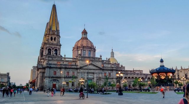 Crisis del Agua en la Ciudad de México: Desafíos y Soluciones