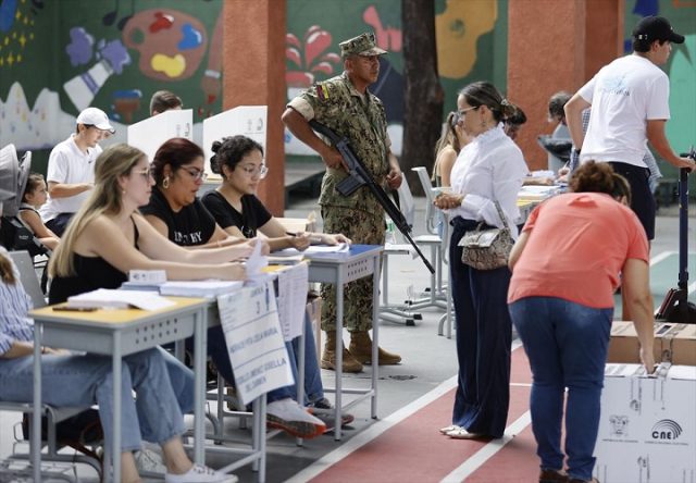 Con que medidas votarán los Ecuatorianos este Domingo