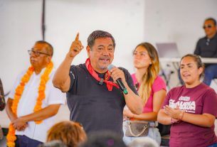 Félix Salgado destaca los Beneficios de la 4T en Mezcala