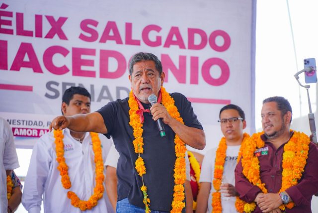 Félix Salgado expresa sus condolencias en evento del MC