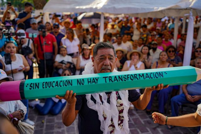 Félix Salgado llama a no cesar en la lucha por el avance de México