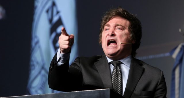 Javier Milei llama al Socialismo Satánico y Cancerígeno