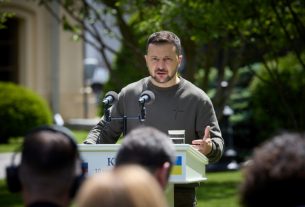 Zelenski: Prioridad frustrar Ofensiva Rusa en Járkov