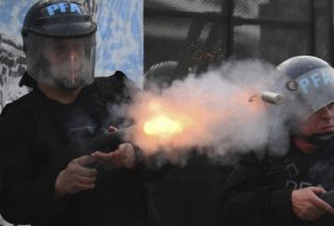 Argentina Disturbios en el congreso durante debate de ley fiscal