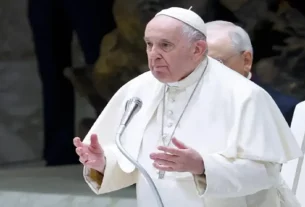 El Papa Francisco urge ayuda humanitaria para Gaza