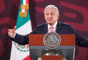 López Obrador revela su pensión mensual