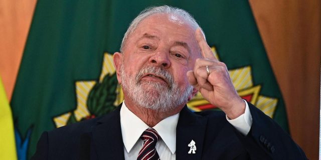Lula detalla plan para construir diez campus universitarios en Brasil
