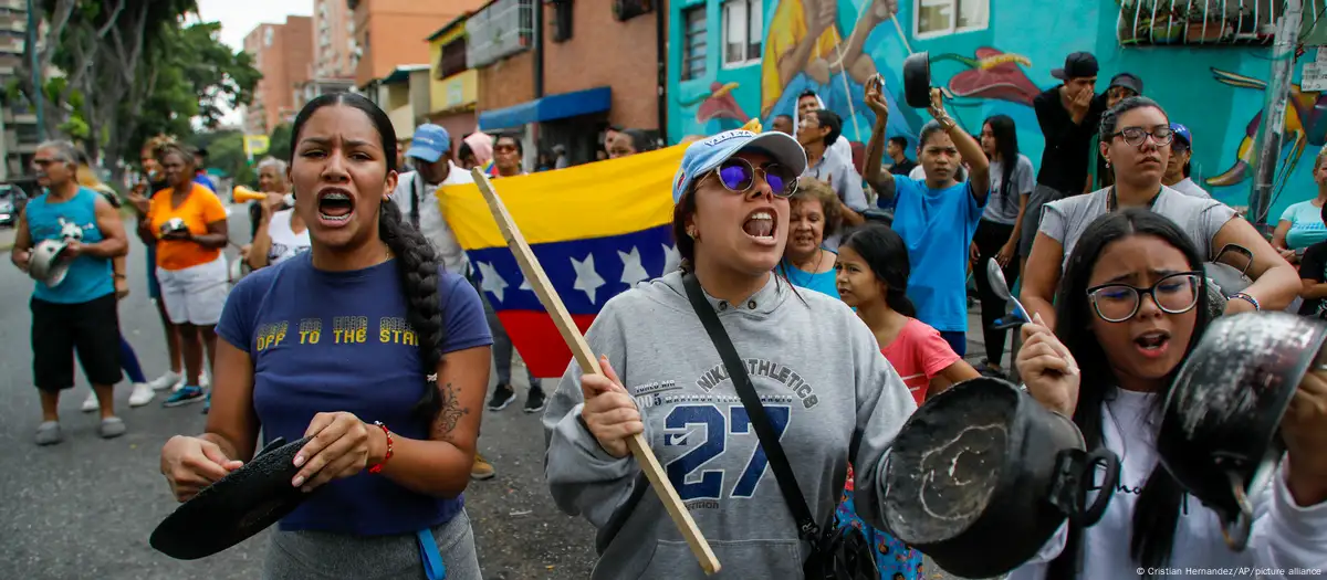 Estallan protestas contra la reelección de Nicolás Maduro