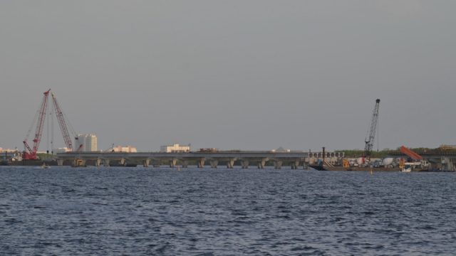 Gobierno fija dos meses para concluir el puente Nichupté