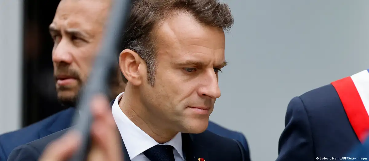 Macron llama a un diálogo para formar una Mayoría Sólida