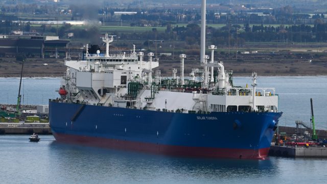 Pan American Energy y Golar exportaran gas natural licuado