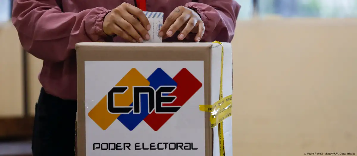 Venezuela piden volver a centros electorales en escrutinio
