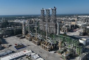 AMLO Refinería dos bocas reducirá importación de combustibles al 90%