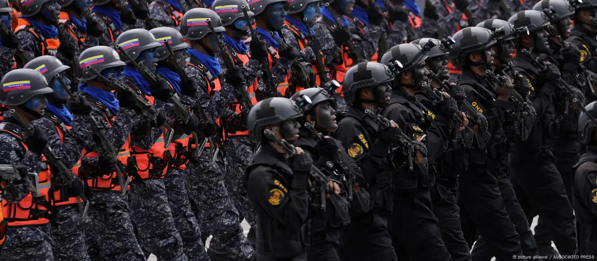 Militares pieza clave en el ajedrez político venezolano