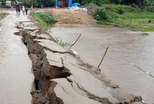Cierran paso en El Ticuí tras impacto de huracán John