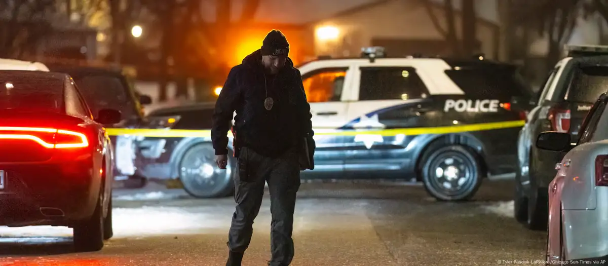 Cuatro muertos a tiros en tren de Chicago, EE.UU.