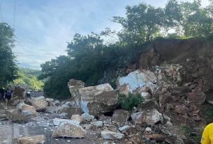 Derrumbe en la carretera México-Acapulco