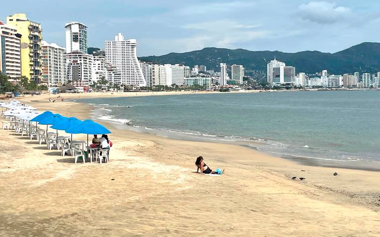 Hoteleros piden reactivar la economía turística de Acapulco