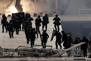 Argentina ordena captura de brasileños por asonada de 2023