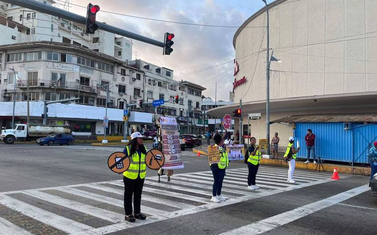 Fallas eléctricas afectan semáforos de Acapulco