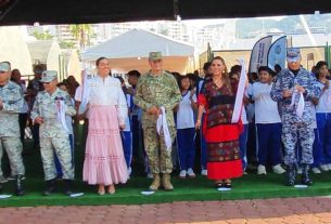 Inauguran exposición militar en Acapulco