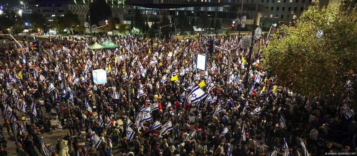 Miles vuelven a manifestarse en Jerusalén contra Netanyahu