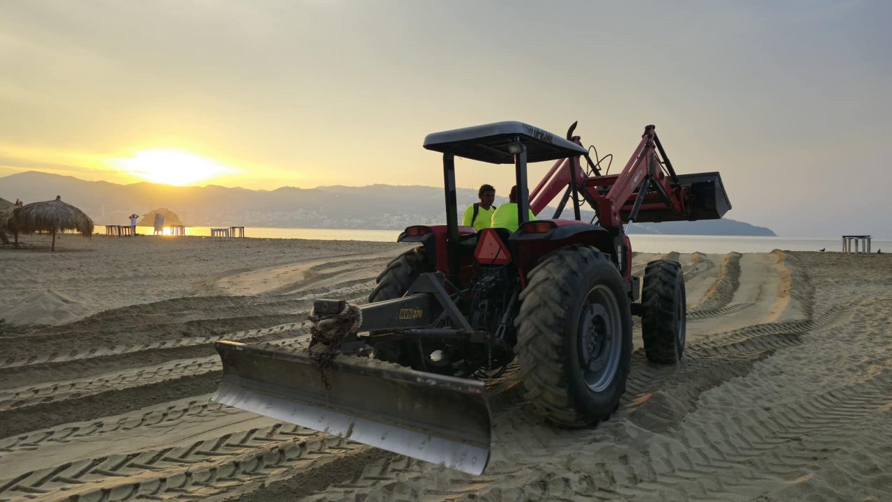 Acapulco refuerza limpieza de Playas