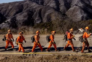 Bomberos de Los Ángeles alertas por más vientos peligrosos
