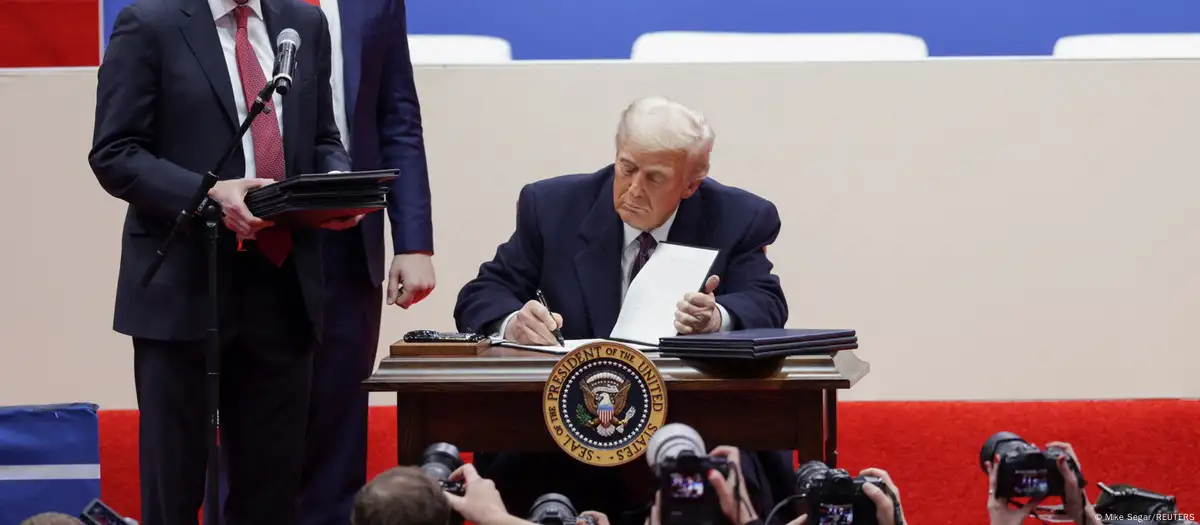 Trump decreta emergencia nacional en frontera con México