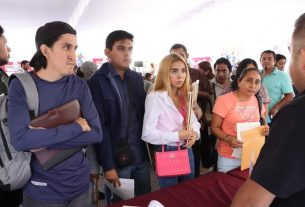 Chilpancingo impulsa el empleo con exitosa Feria Laboral