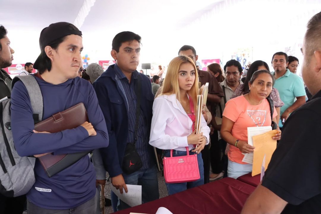 Chilpancingo impulsa el empleo con exitosa Feria Laboral