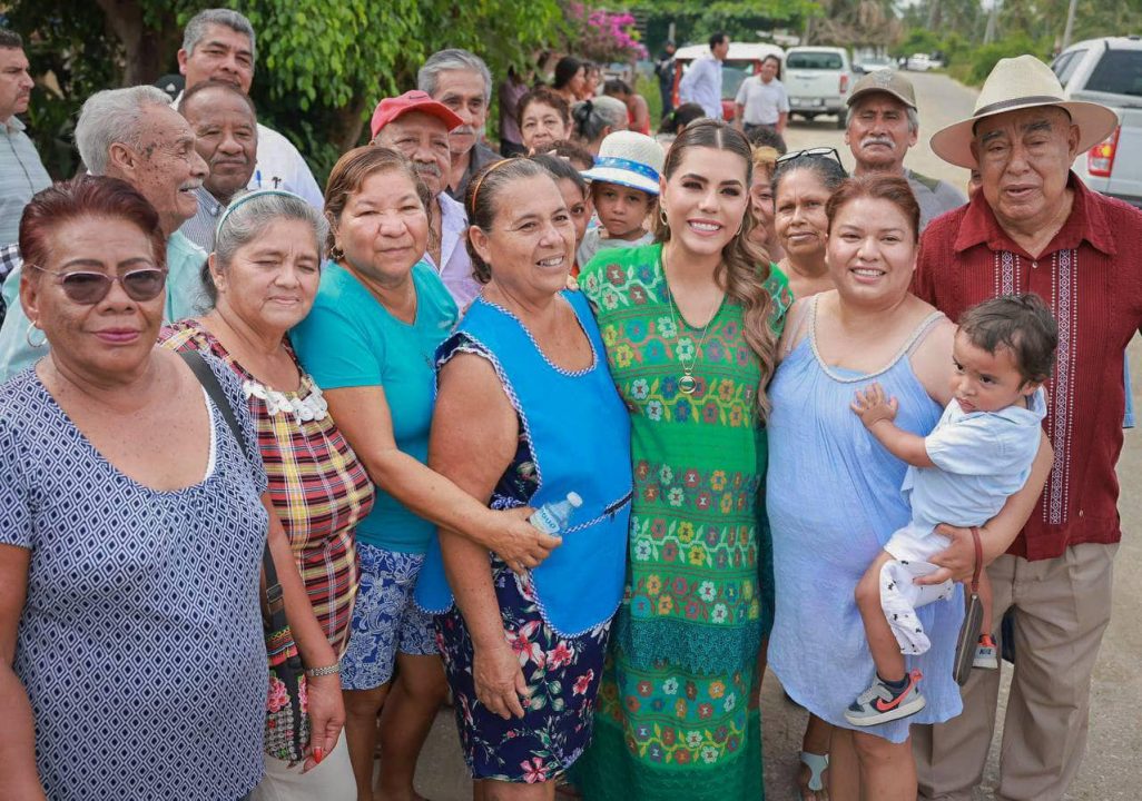 Inauguran Unidad de Salud en Yetla, Coyuca de Benítez