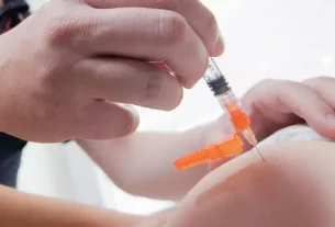 Texas registra primeras muertes por sarampión en una década