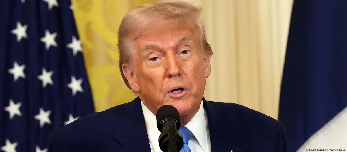 Trump aranceles a México y Canadá siguen adelante