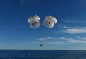 Astronautas de Nasa varados en el espacio llegan a la Tierra