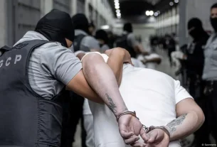 Caracas acusa a EEUU de criminalizar a migrantes venezolanos