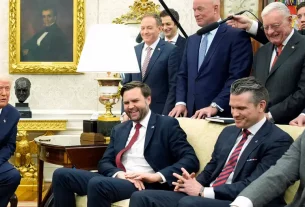 Gobierno de Trump revela a periodista plan de ataque a Yemen