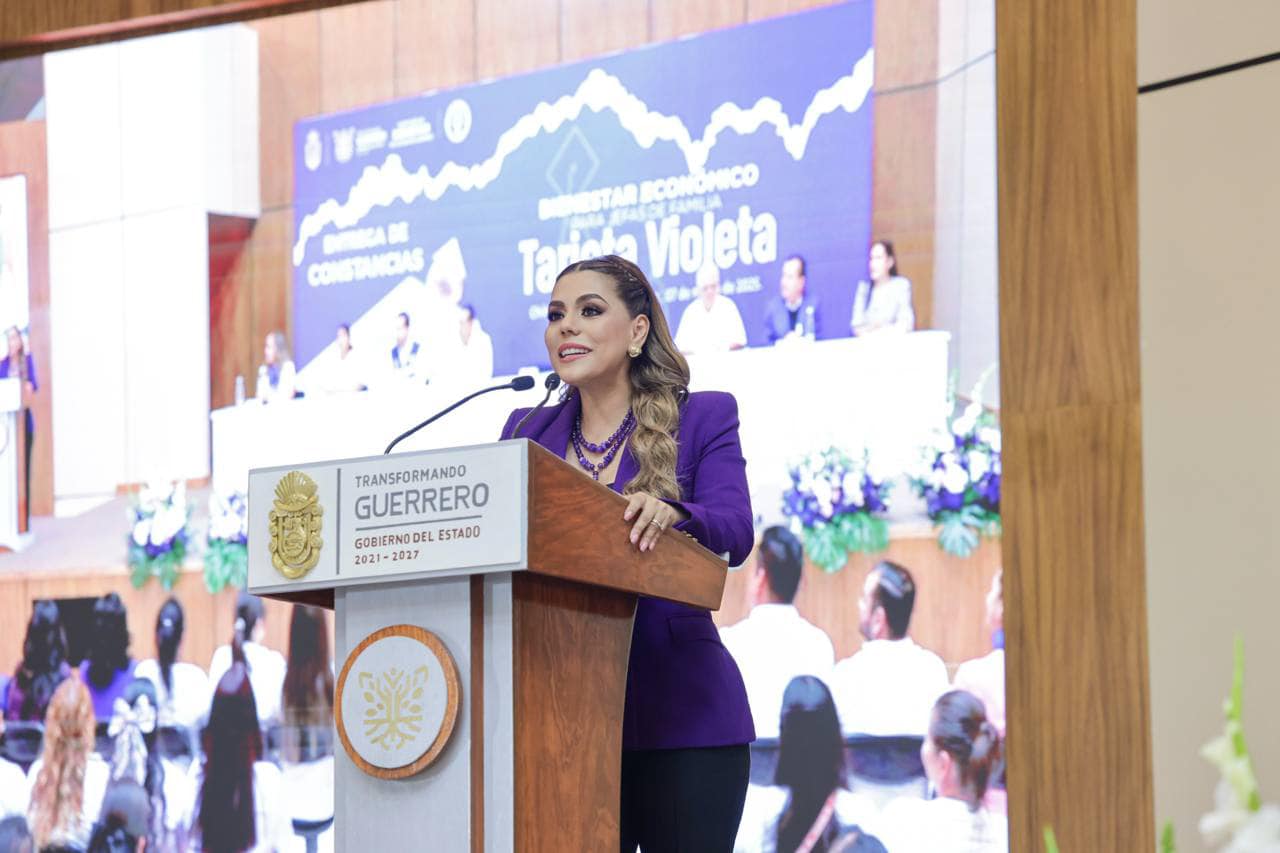 Guerrero refuerza el apoyo a mujeres con la Tarjeta Violeta