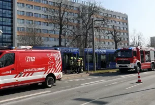 Mujer grave tras ser prendida en fuego en Alemania