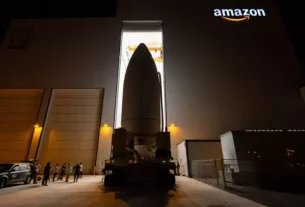 Mal tiempo retrasa lanzamiento de satélites de Amazon