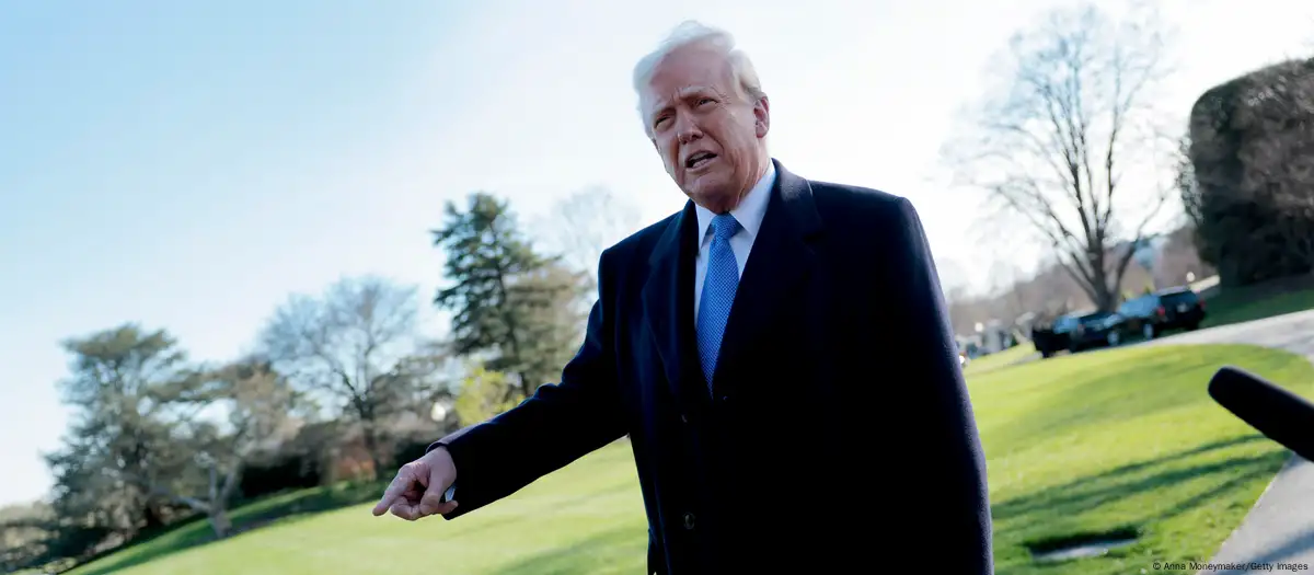 Trump sugiere alivio arancelario a China si vende TikTok