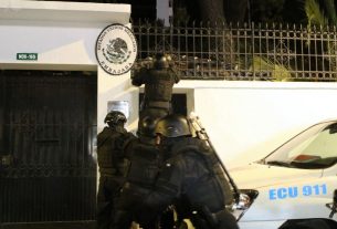 EE.UU. critica irrupción en embajada mexicana en Ecuador
