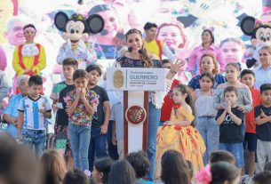 Evelyn Salgado celebra el Día de la Niñez en Chilpancingo
