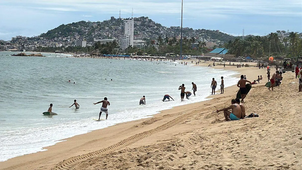 Acapulco opera al 100% y espera el arribo de miles de visitantes