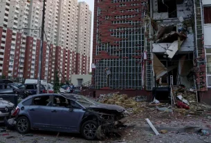 Al menos 2 muertos y 28 heridos por ataques rusos en Járkov