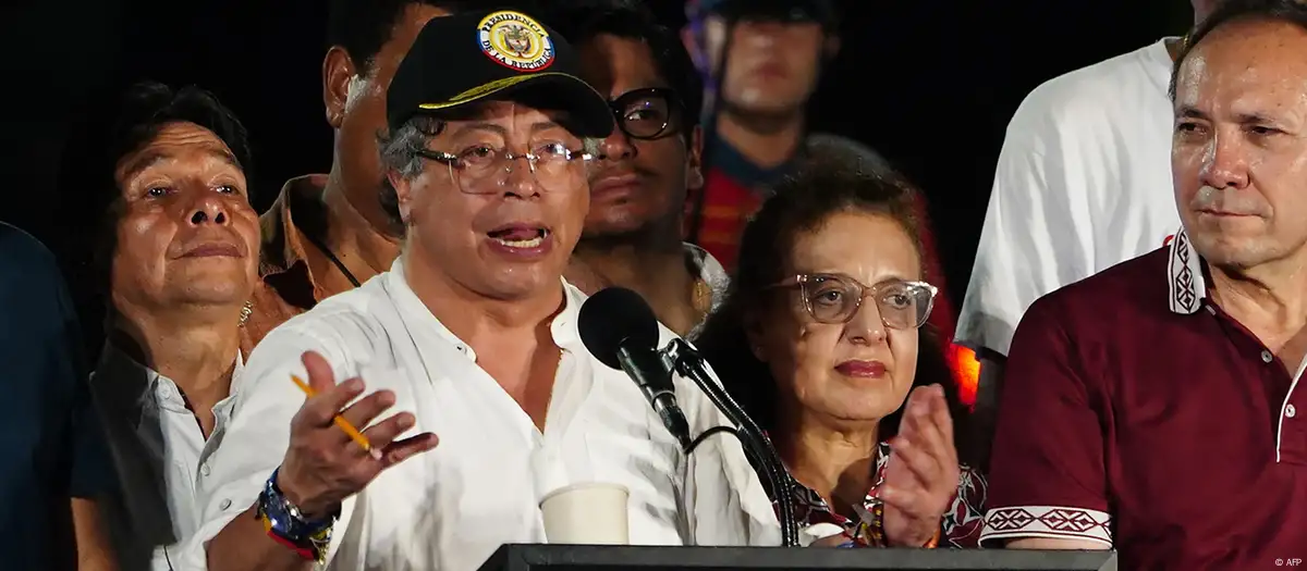 Petro custodia de Uribe fue reducida antes del atentado