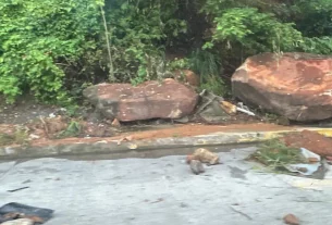 Encharcamientos y deslaves deja lluvias de anoche en Acapulco