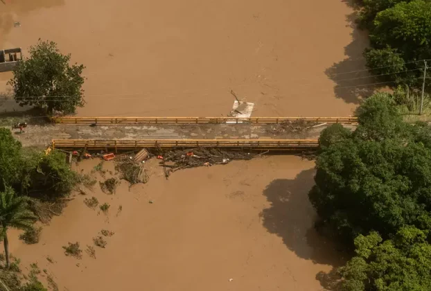 México eleva a 76 la cifra de muertos por intensas lluvias