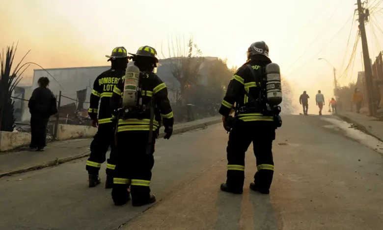 Incendios en Chile cobran 20 vidas y avanzan al sur