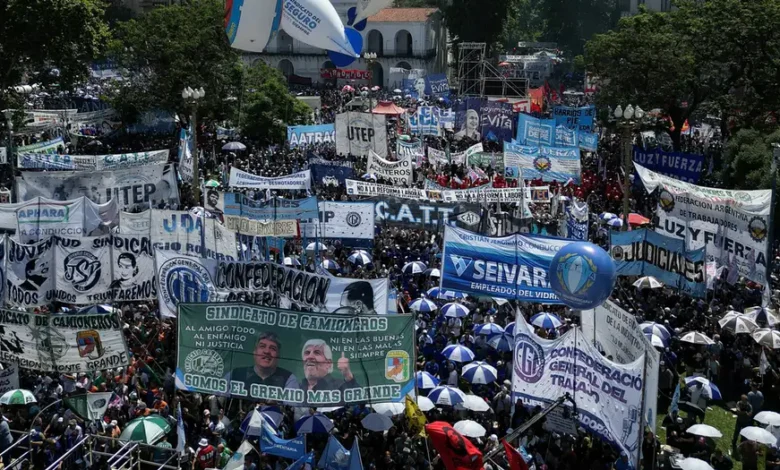 Congreso argentino aprueba polémica reforma laboral de Milei